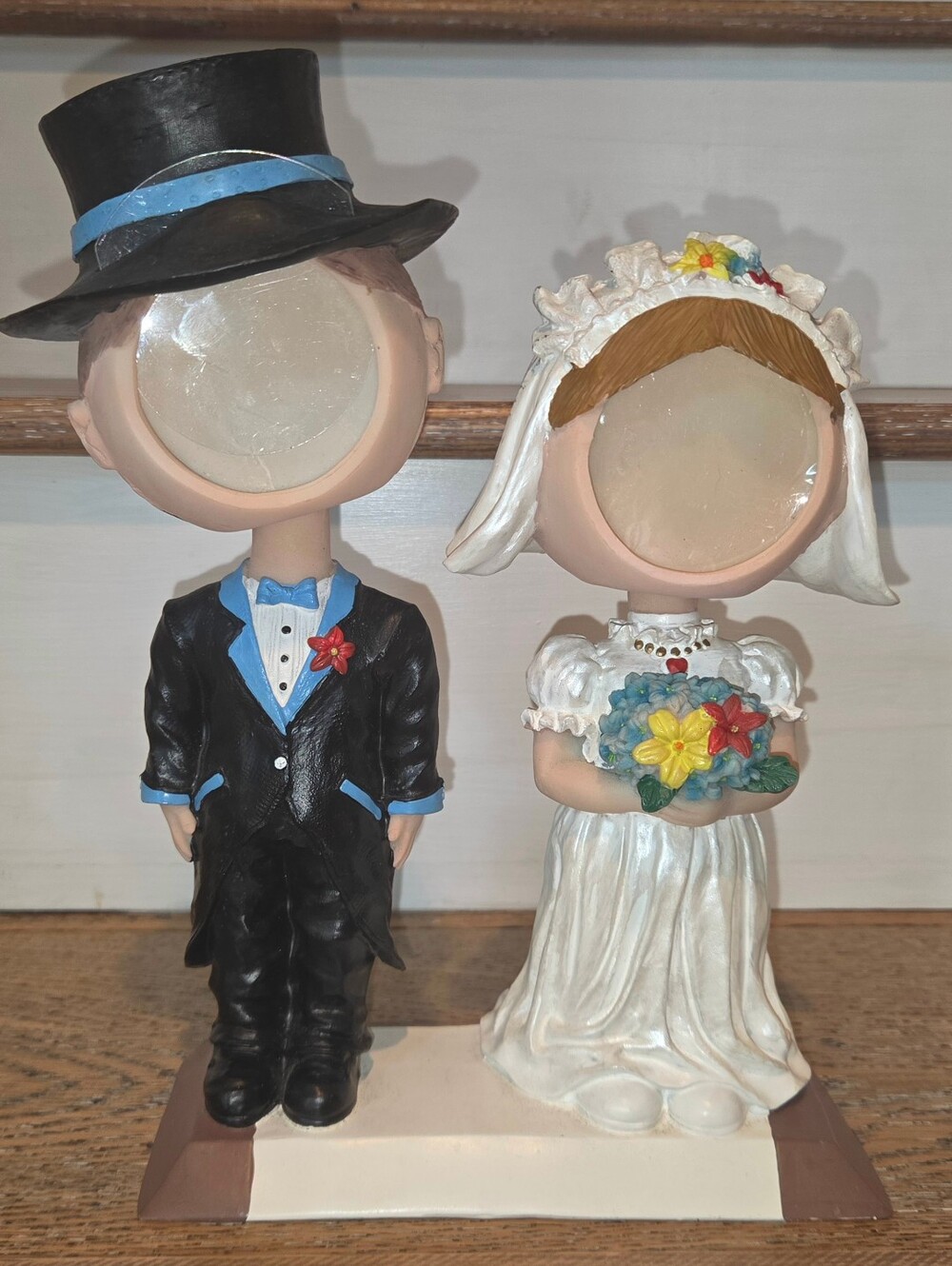 Melannco - Bride & Groom Bobblehead Picture Frames - Resin - 7"W x 10"H x 3.5"D